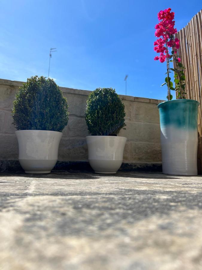 Suite Battisti 7 Lecce Dış mekan fotoğraf