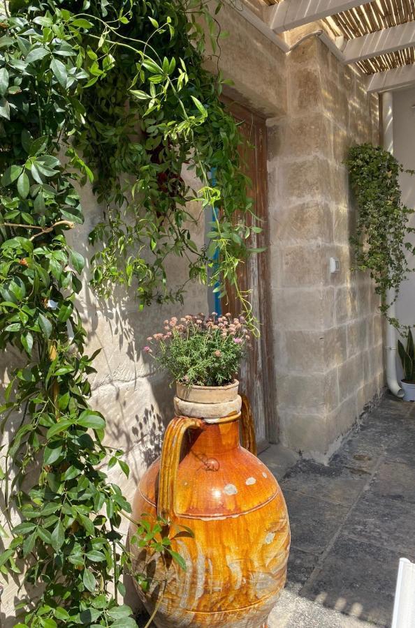 Suite Battisti 7 Lecce Dış mekan fotoğraf