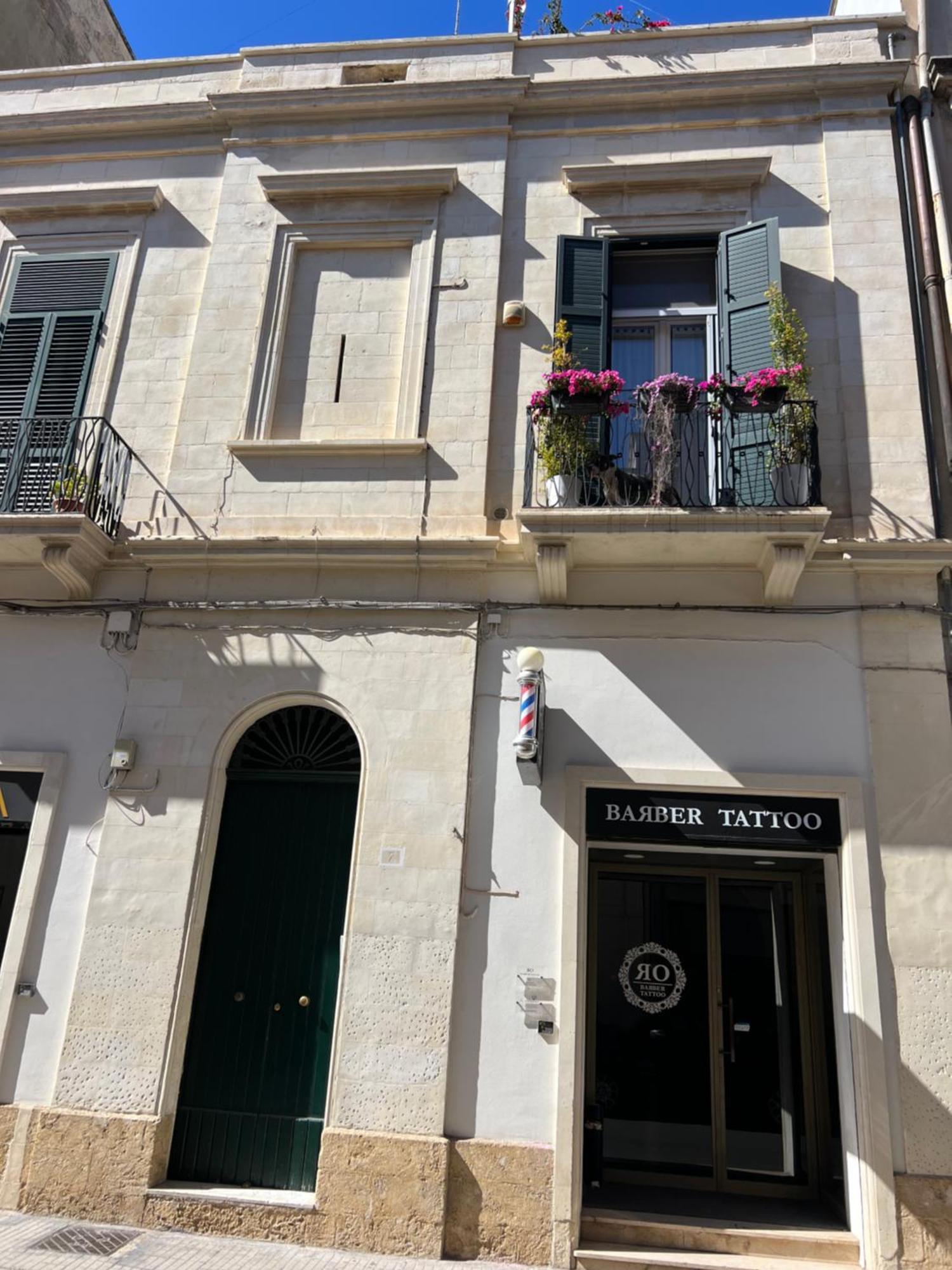 Suite Battisti 7 Lecce Dış mekan fotoğraf